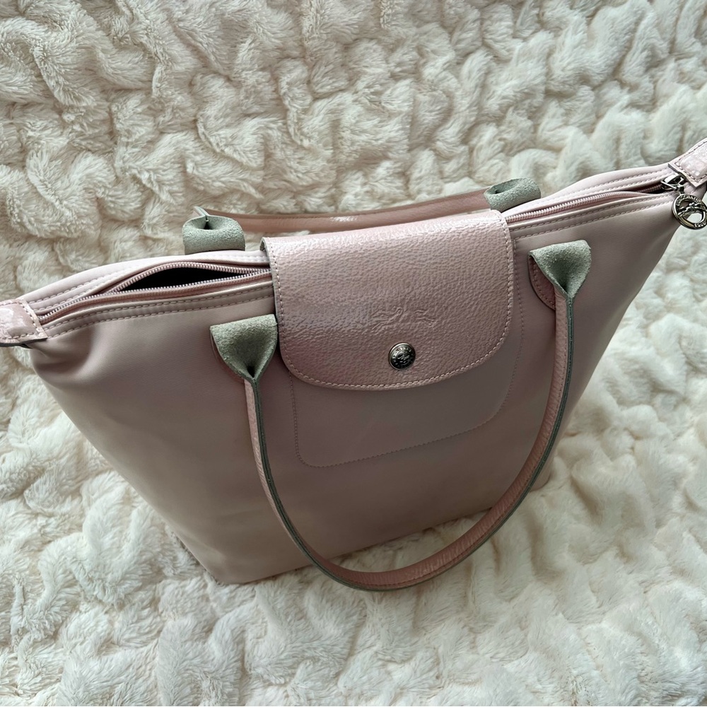 Longchamp Le Pliage Medium Light Pink Tote Bag